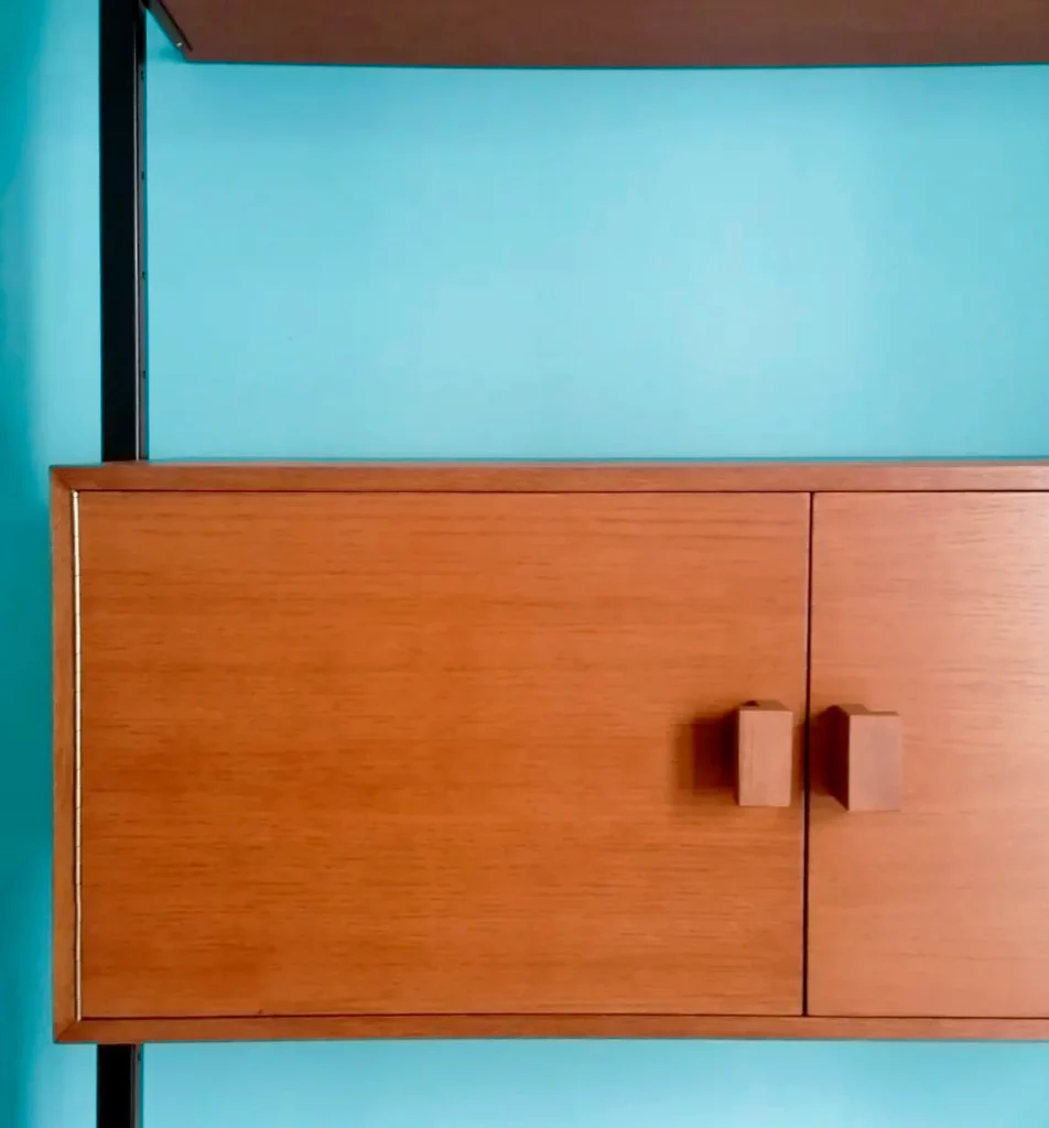 Flip - mobile modulare design di arredamento - modello con armadietto in stile anni '70