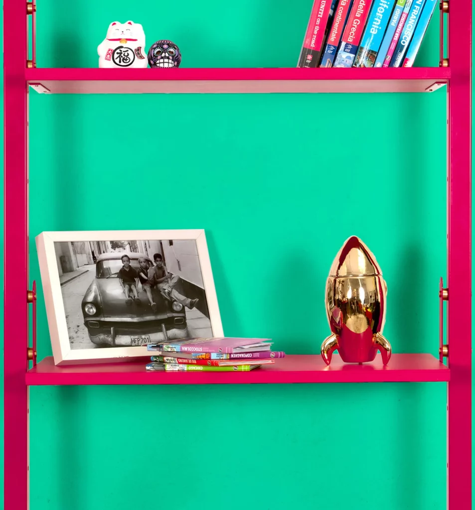 Flip in versione libreria pop art fucsia