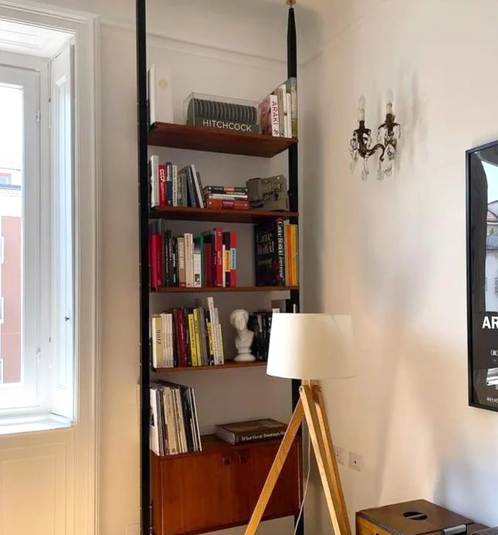 Flip-design-classico-libreria-mobiletto-ante